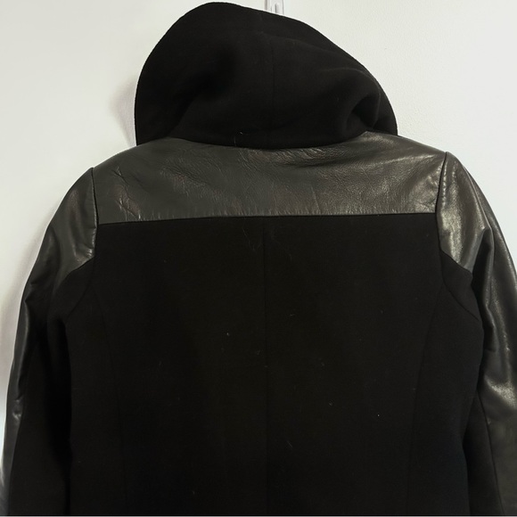 Danier Wool Jacket With Leather Sleeves Size XS - Picture 8 of 12